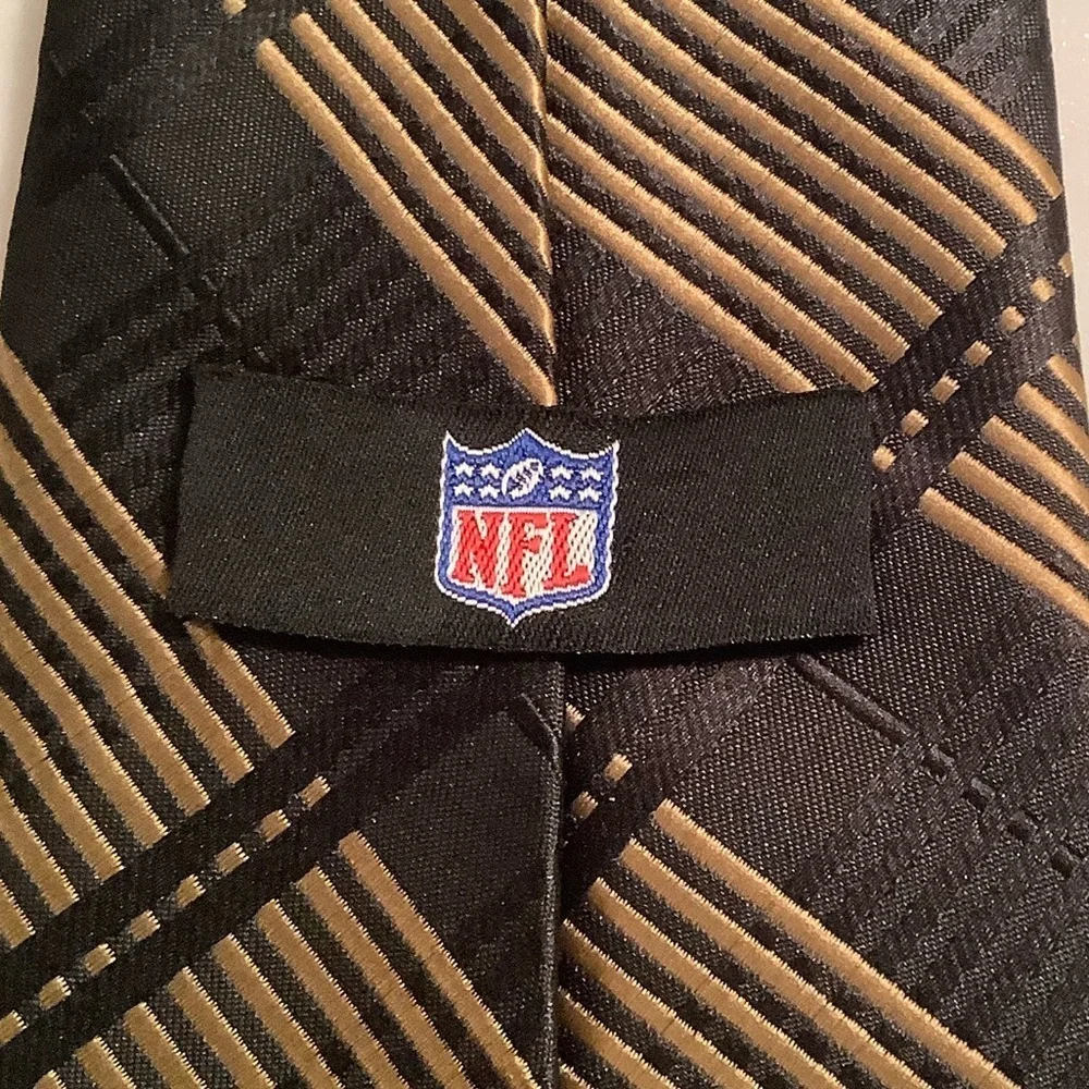 NFL New Orleans Saints Necktie.